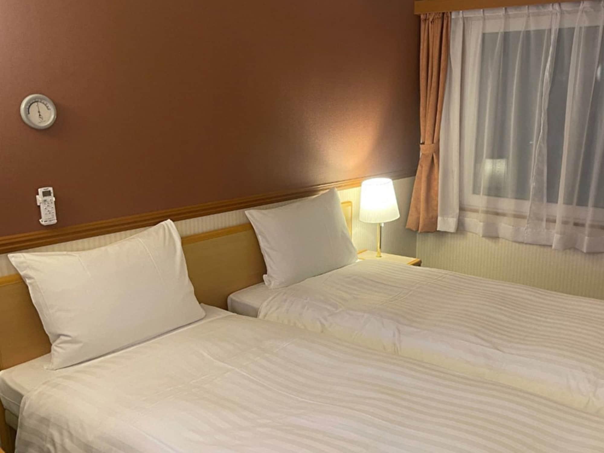 Toyoko Inn Kobe Minatogawa Koen Exterior foto